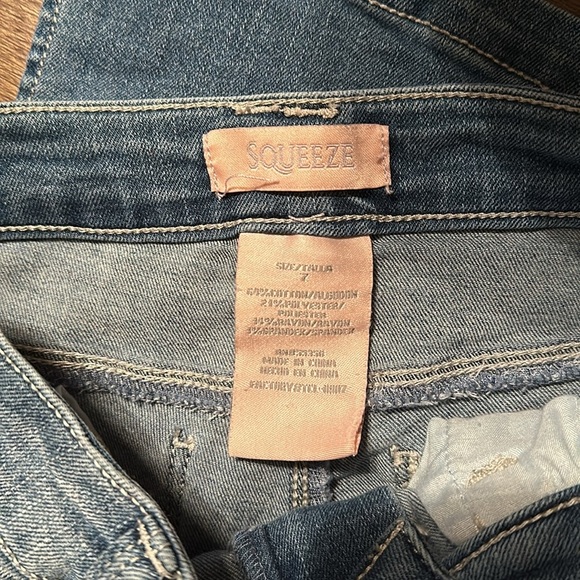 SQUEEZE Slightly Distressed Boot Cut Denim Jeans Girls Size 7 - Picture 5 of 5